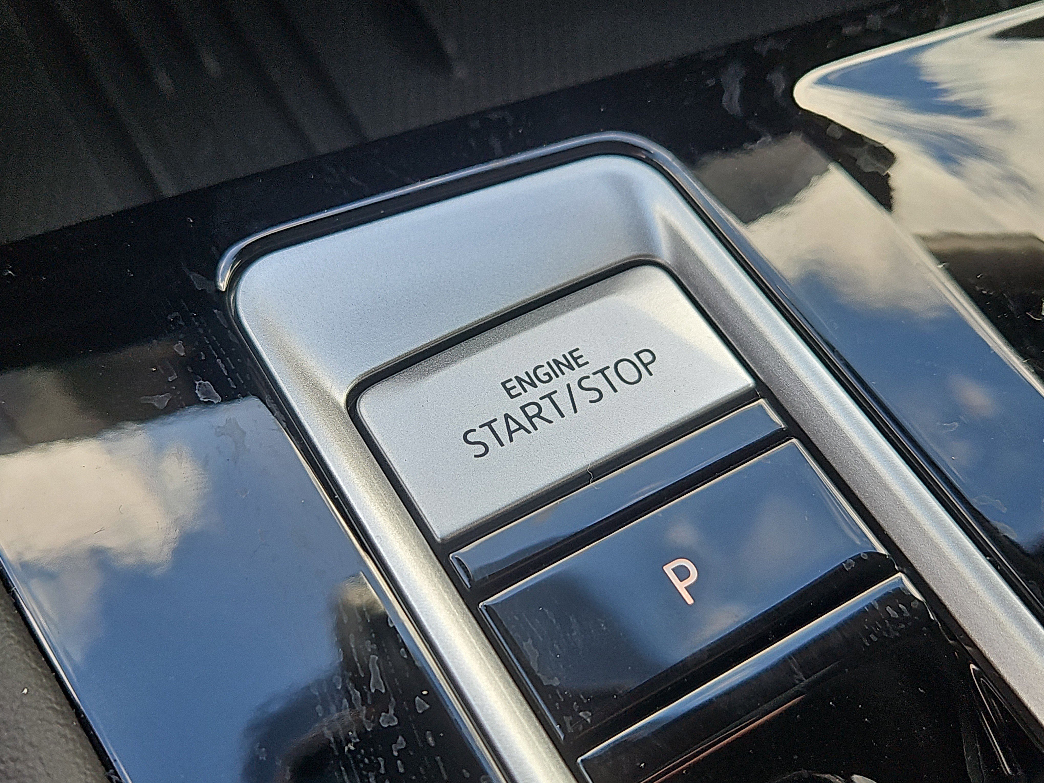 New 2026 Volkswagen Atlas SEL Premium R-Line image 17