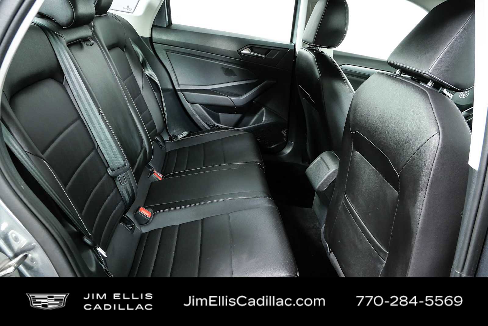 Used 2024 Volkswagen Jetta SE FWD image 18