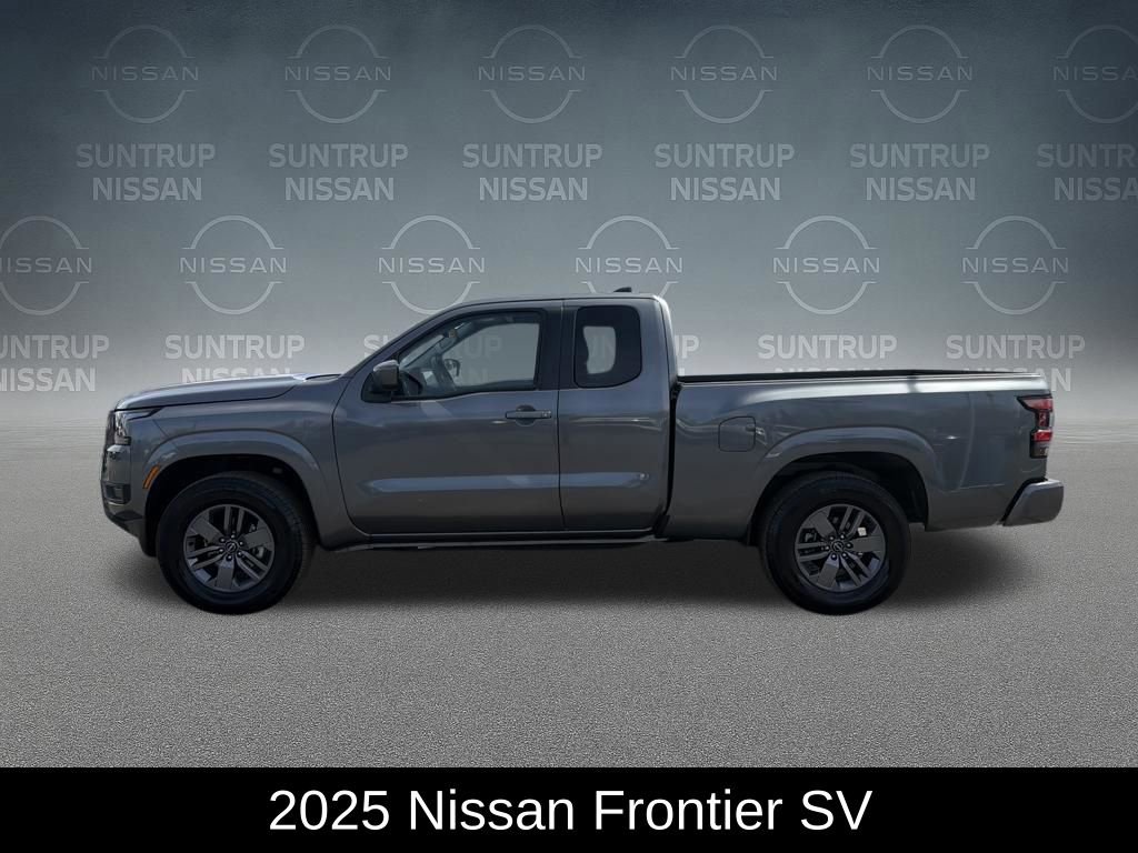 Used 2025 Nissan Frontier SV image 2