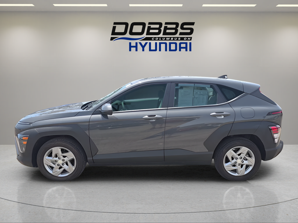 Used 2026 Hyundai Kona SE FWD image 2