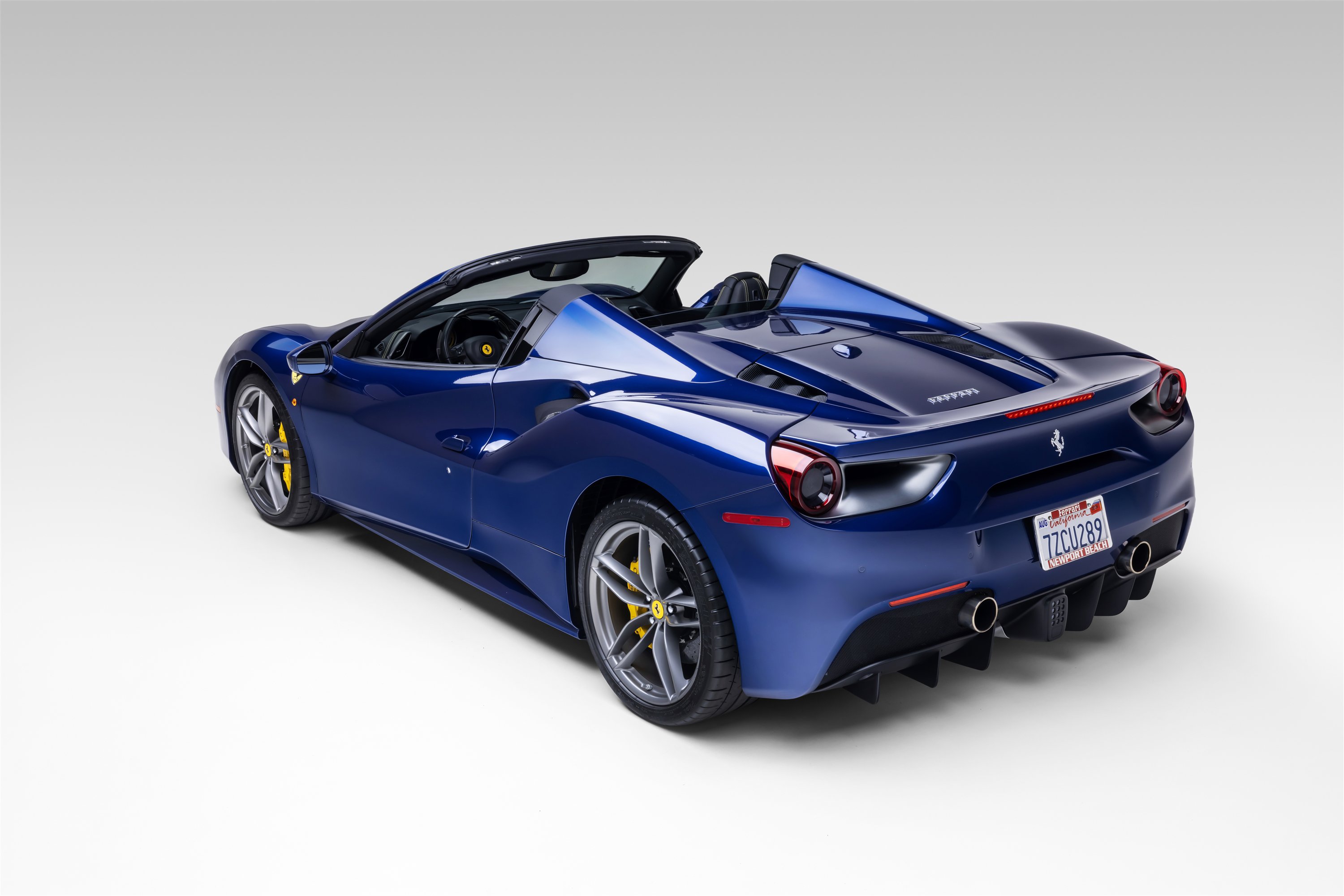 Certified 2017 Ferrari 488 Spider RWD image 7