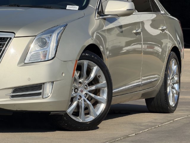 Used 2015 Cadillac XTS Luxury FWD image 10