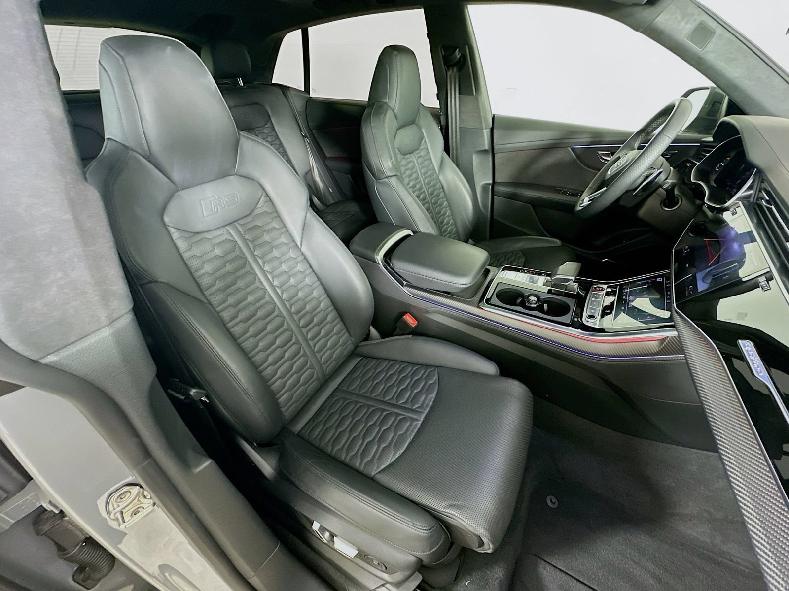 Used 2024 Audi RS Q8 AWD/4WD image 44