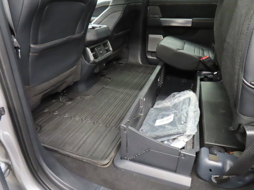 Used 2024 Ford F250 Platinum image 54