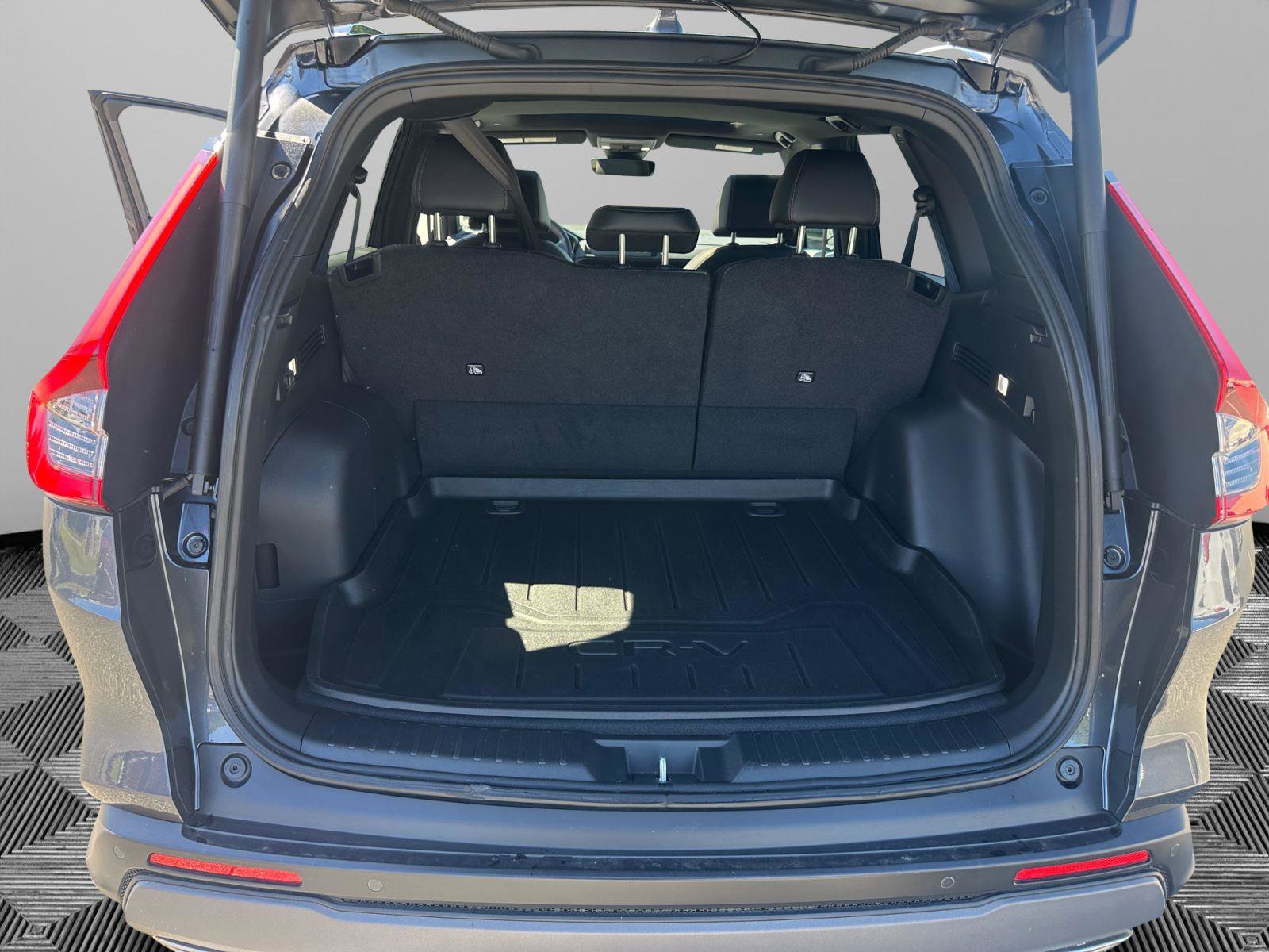 Used 2024 Honda CR-V Sport-L image 13