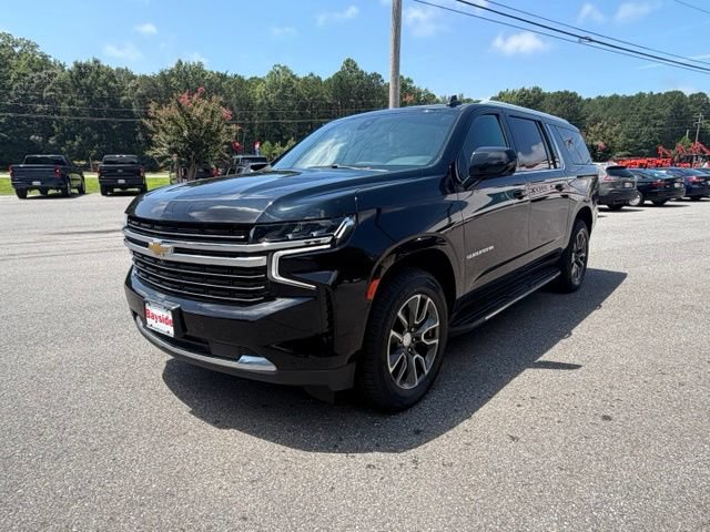 Used 2021 Chevrolet Suburban LT w/ LT Signature Package AWD/4WD image 7