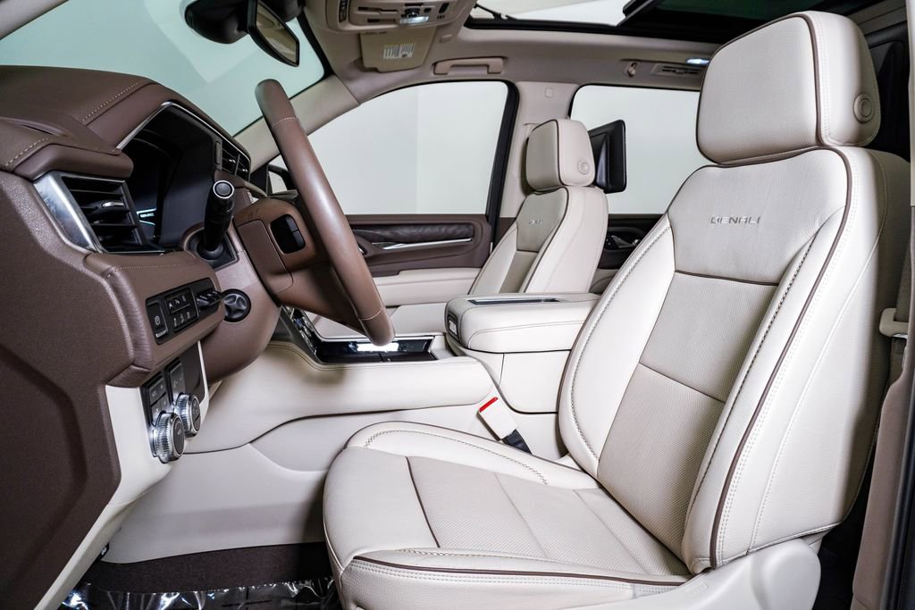 Used 2023 GMC Yukon XL Denali image 20