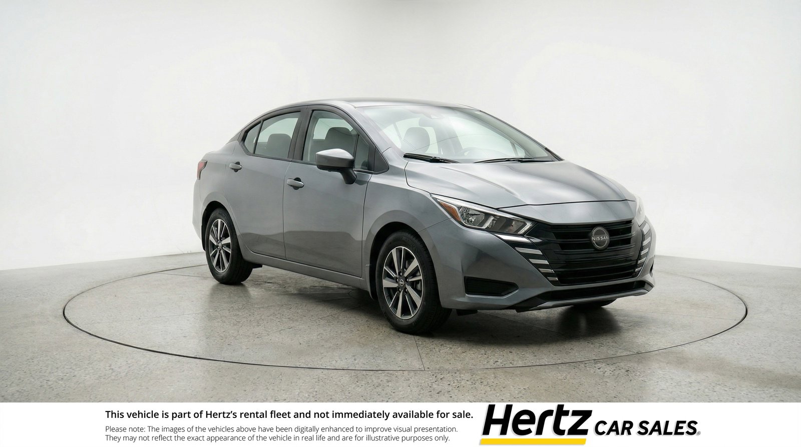 Used 2025 Nissan Versa SV image 1