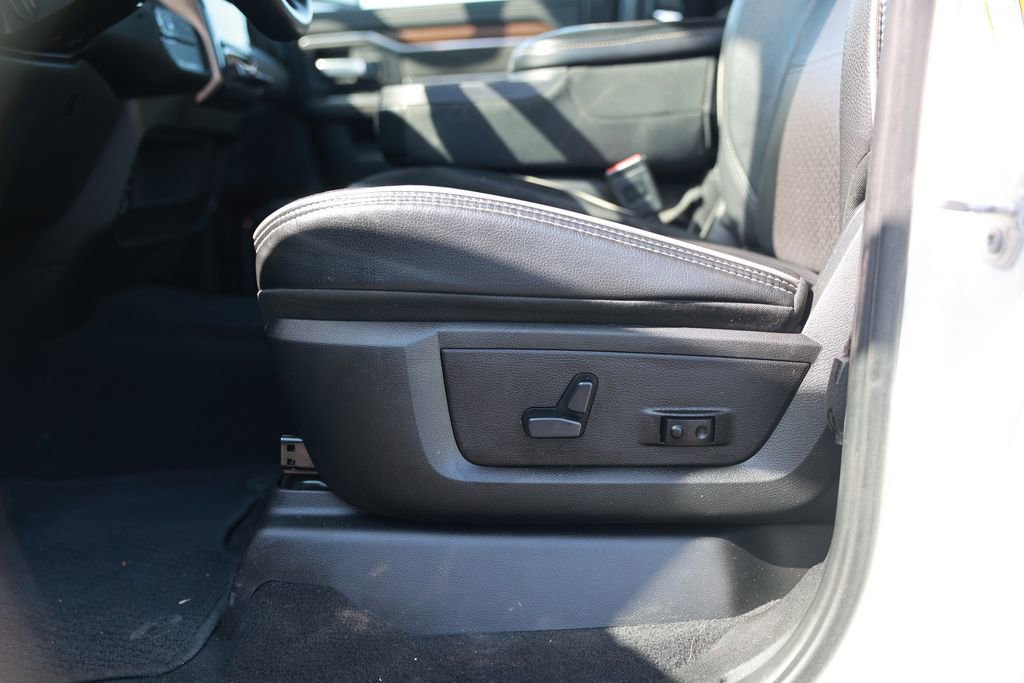 Used 2024 RAM 2500 Laramie image 19