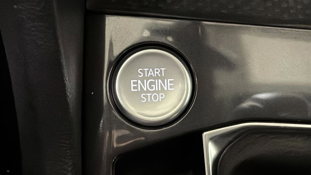 Used 2024 Volkswagen Tiguan S image 28