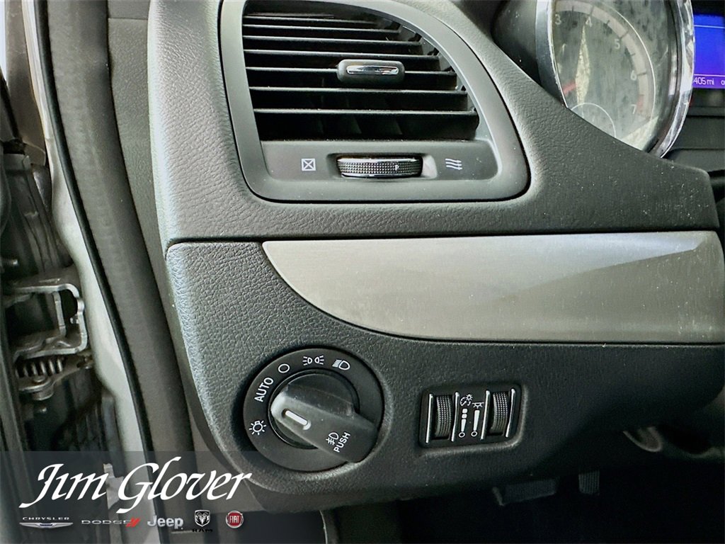 Used 2019 Dodge Grand Caravan GT image 22