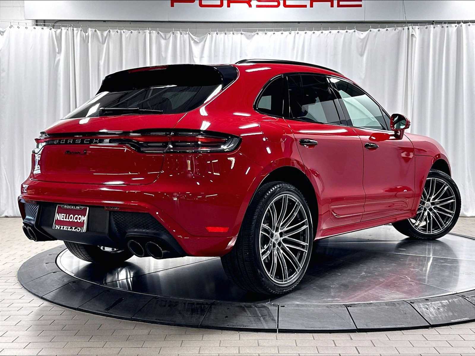 Used 2026 Porsche Macan S AWD/4WD image 10