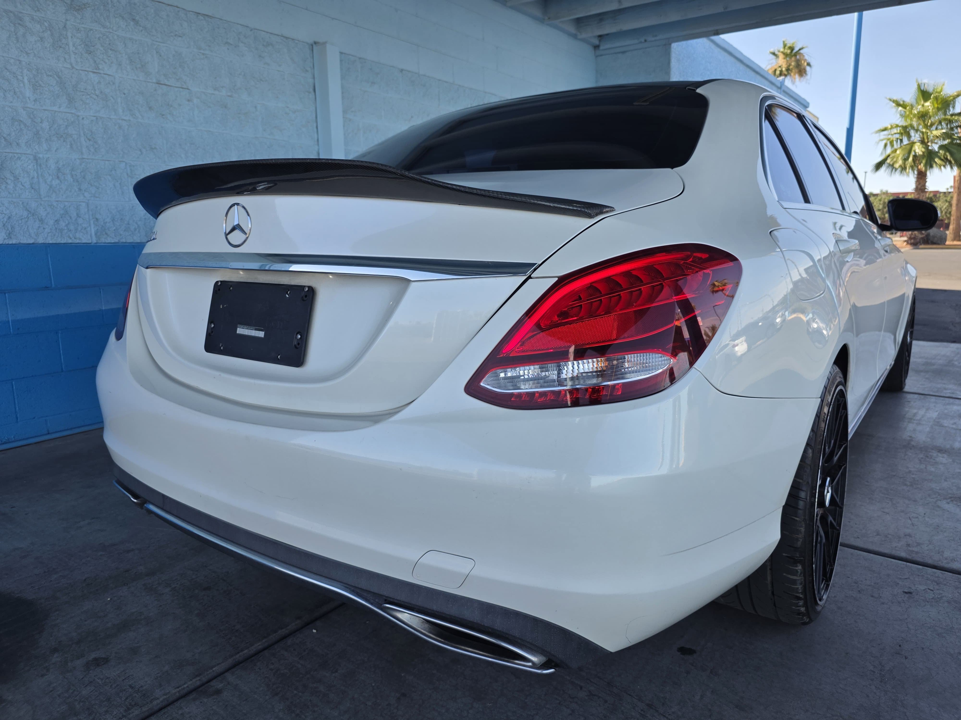 Used 2015 Mercedes-Benz C 300 Sedan image 3