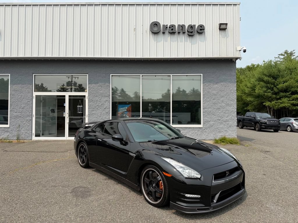 Used 2014 Nissan GT-R Track Edition AWD/4WD image 8