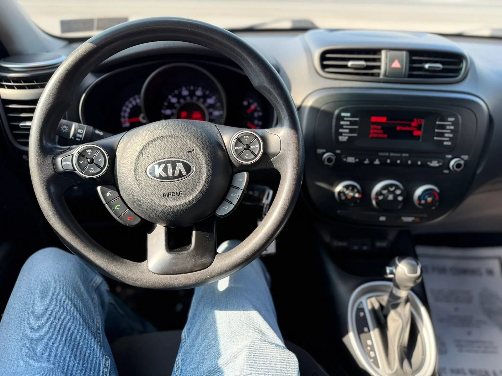 Used 2014 Kia Soul FWD image 15