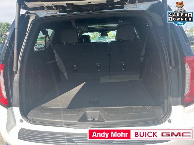 Used 2023 GMC Yukon XL SLT w/ SLT Premium Package AWD/4WD image 12