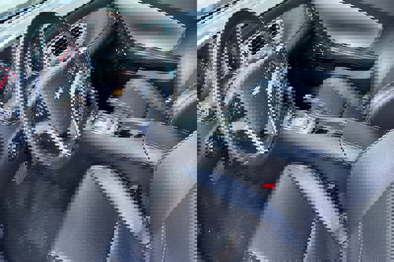 Used 2013 Chevrolet Camaro SS image 11