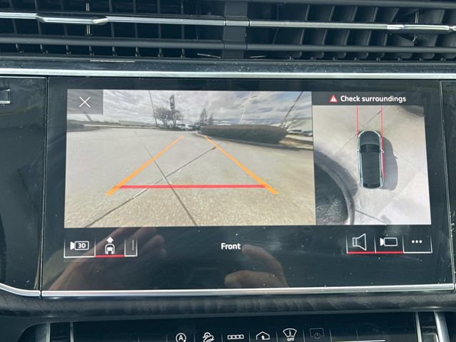 Used 2021 Audi Q8 Prestige w/ Prestige Package image 25