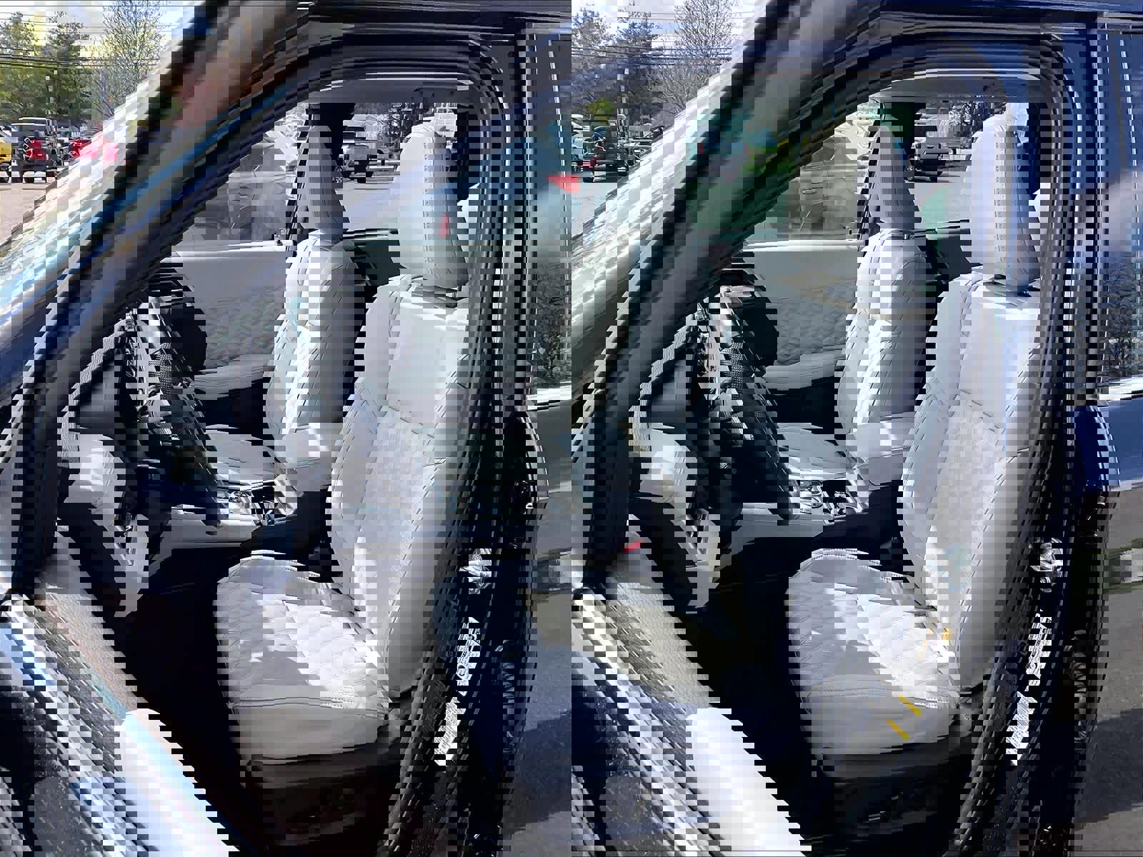 Used 2023 Mitsubishi Outlander SEL image 10