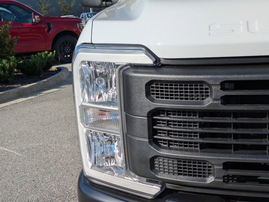 New 2026 Ford F250 XL image 17