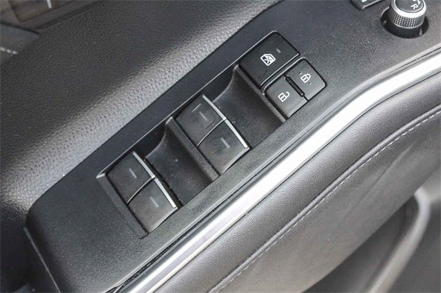 Used 2023 Toyota Highlander Limited image 29