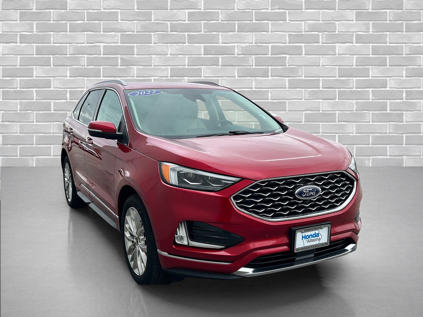Used 2022 Ford Edge Titanium w/ Equipment Group 301A image 6