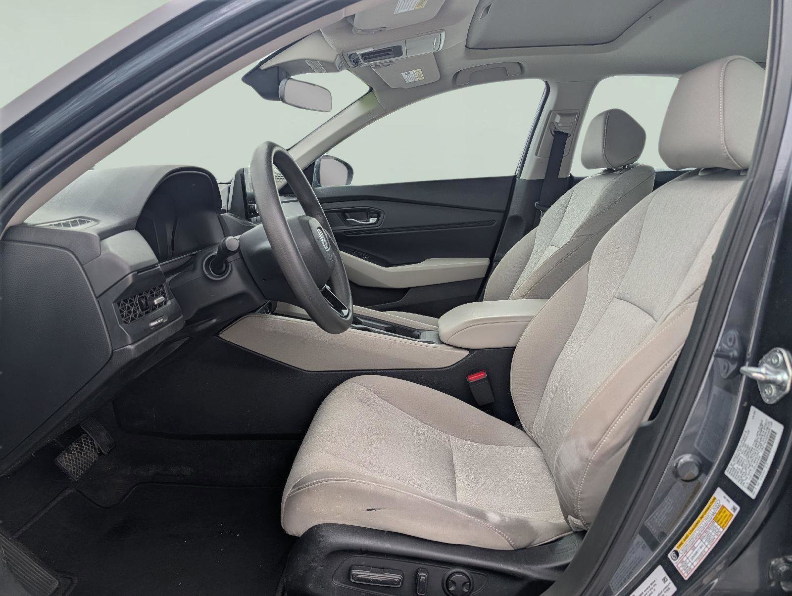 Used 2024 Honda Accord EX image 11