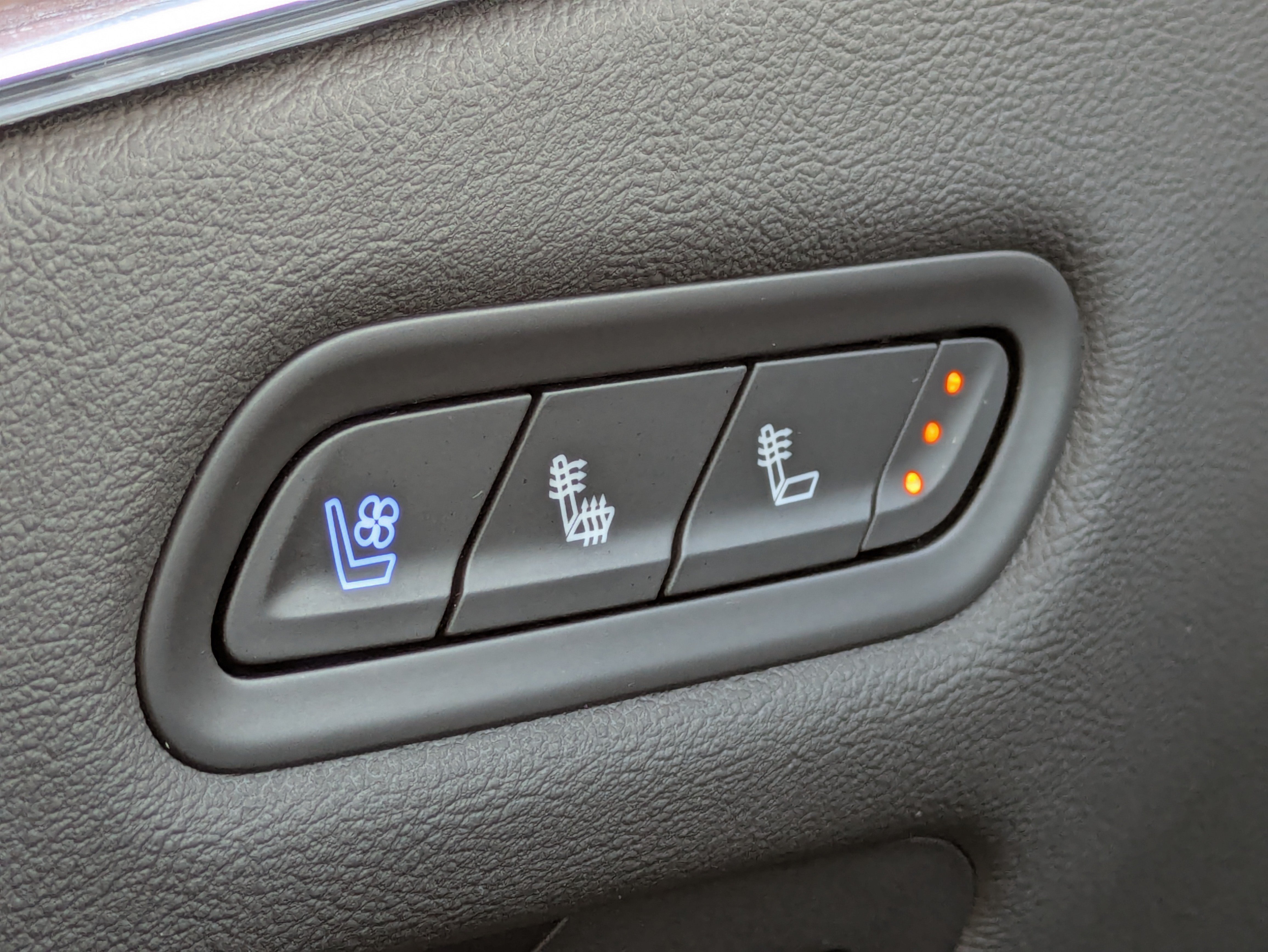 Certified 2024 Cadillac Escalade Sport AWD/4WD image 12