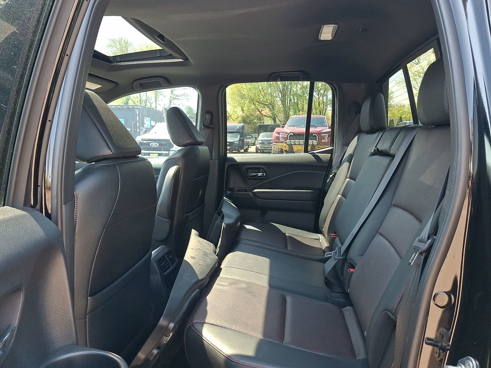 Used 2017 Honda Ridgeline Black Edition image 11