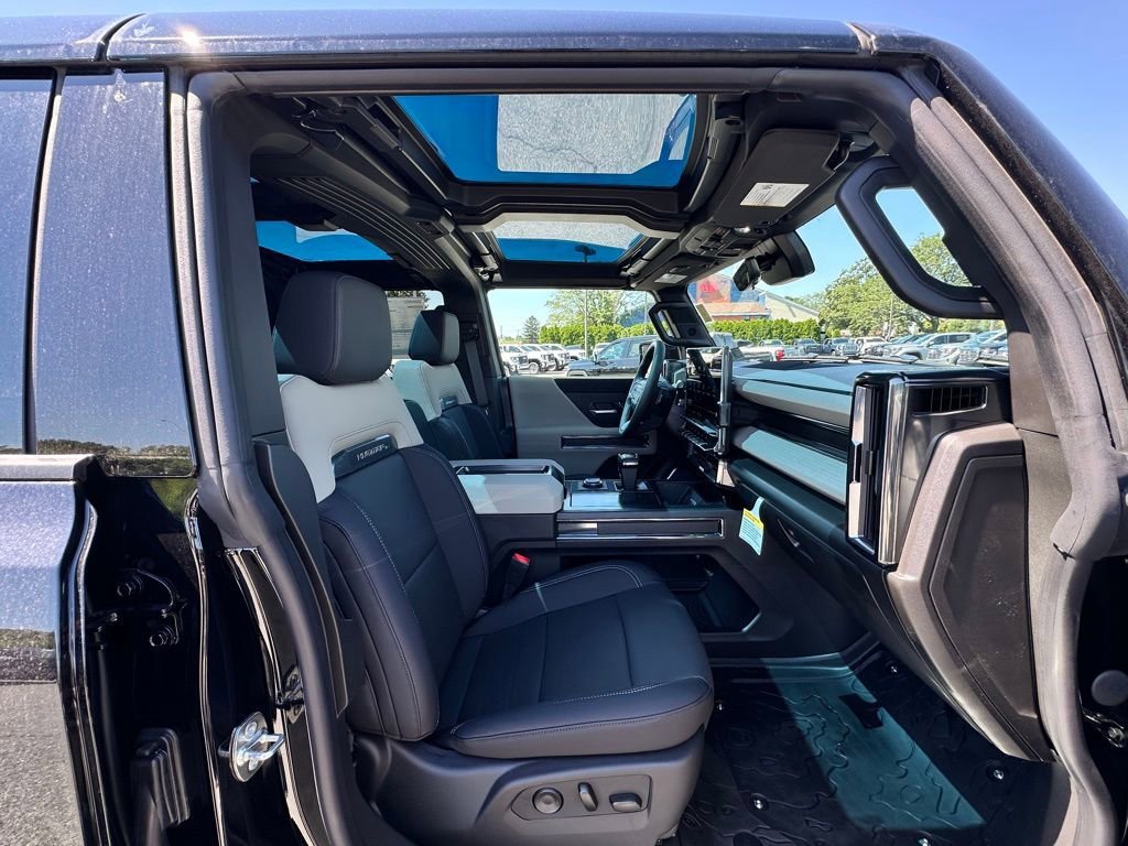 New 2026 GMC Hummer EV SUV w/ LPO, Sport Package AWD/4WD image 12