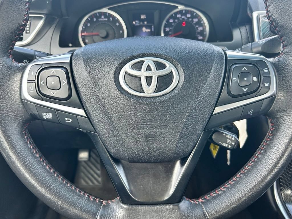 Used 2017 Toyota Camry SE FWD image 18