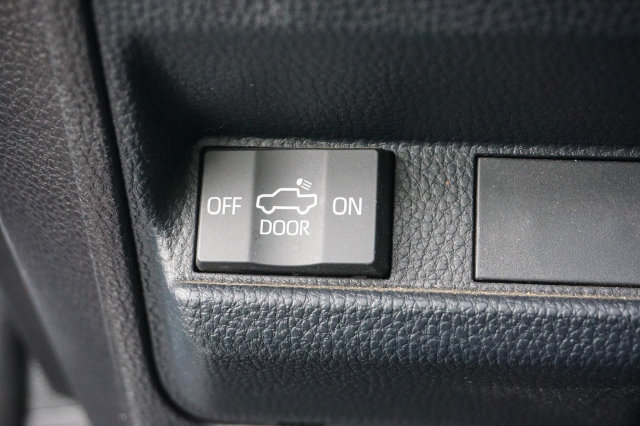 Used 2025 Toyota Tacoma TRD Sport AWD/4WD image 22