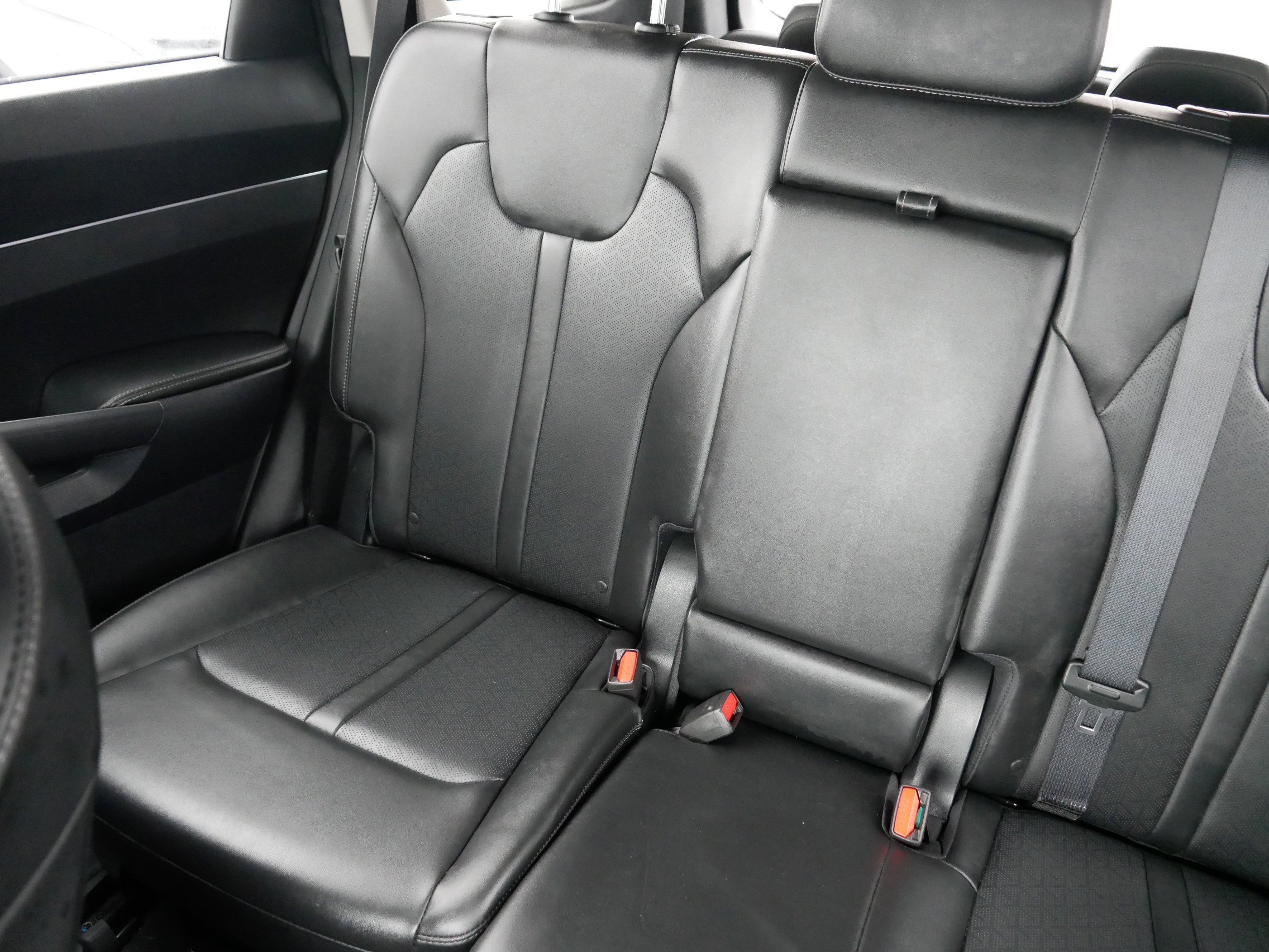 Certified 2023 Kia Sorento S w/ Panoramic Sunroof Package image 12