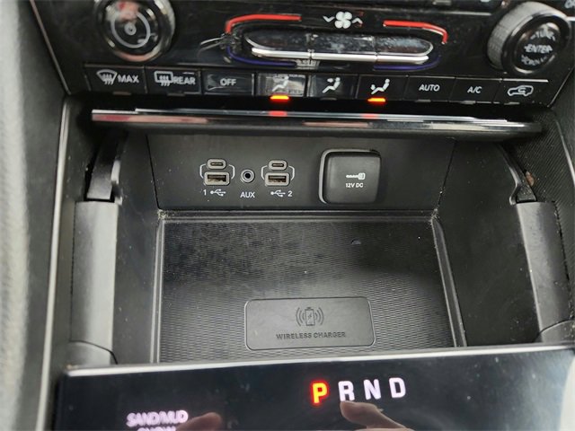 Used 2024 Jeep Grand Cherokee L Limited w/ Luxury Tech Group II image 34