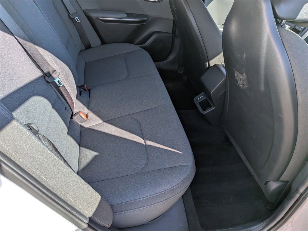 Used 2025 Kia K4 LXS image 26