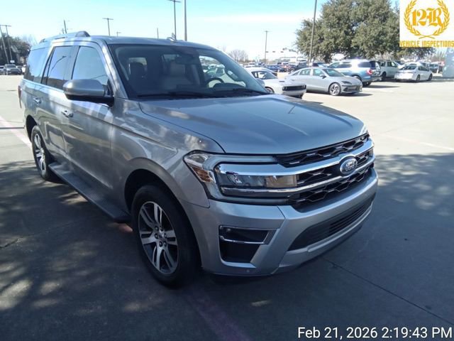 Used 2024 Ford Expedition Limited image 1