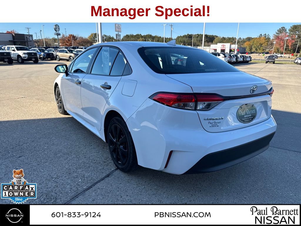 Used 2024 Toyota Corolla LE video 2