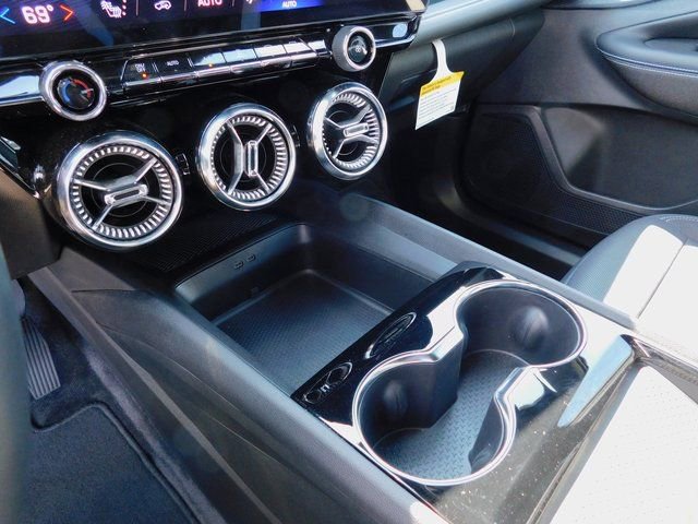 New 2025 Chevrolet Blazer EV LT image 24