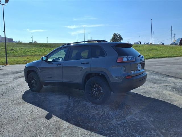 Used 2023 Jeep Cherokee Altitude Lux image 19