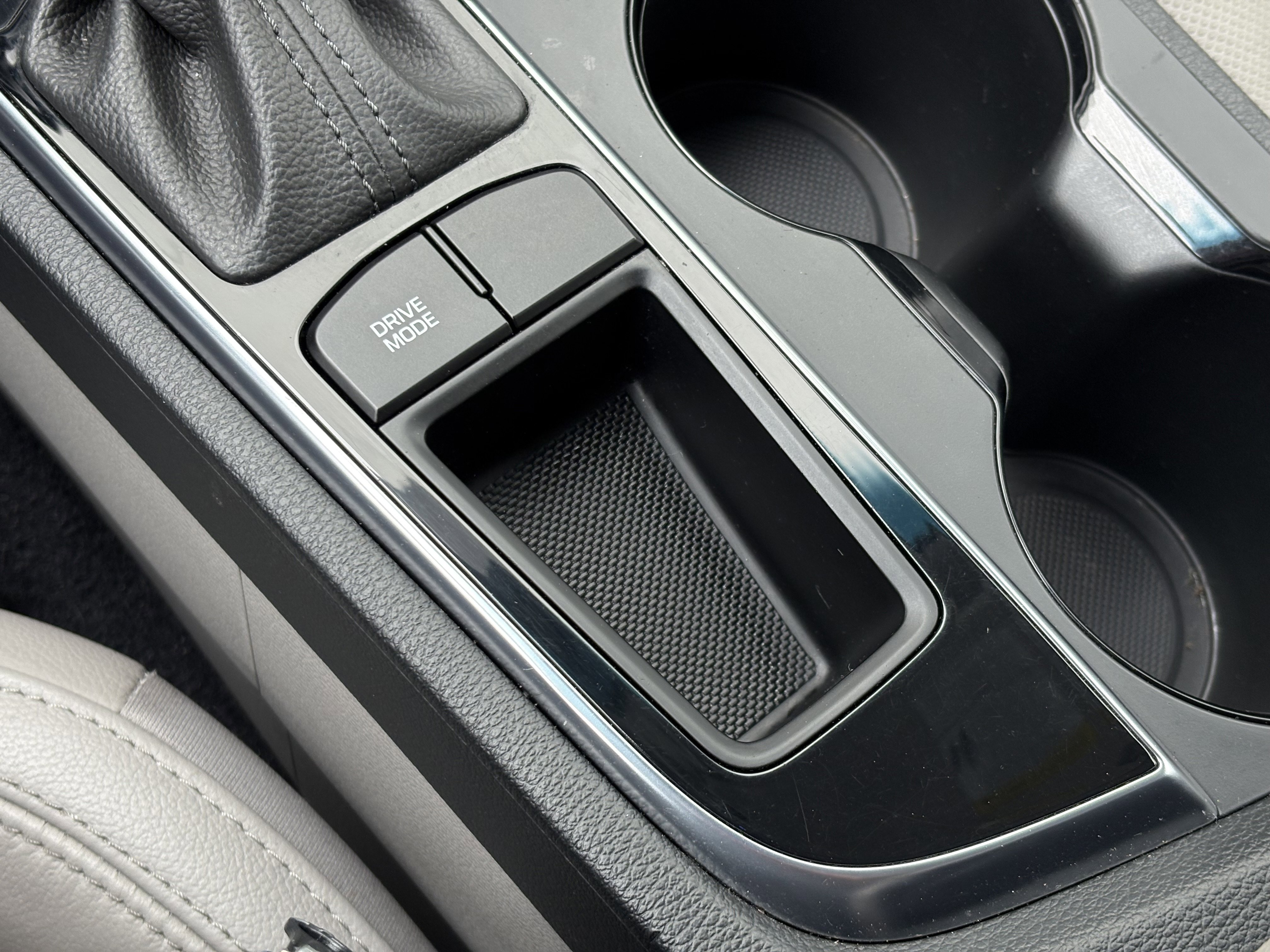 Used 2017 Hyundai Sonata Limited w/ Cargo Package image 27