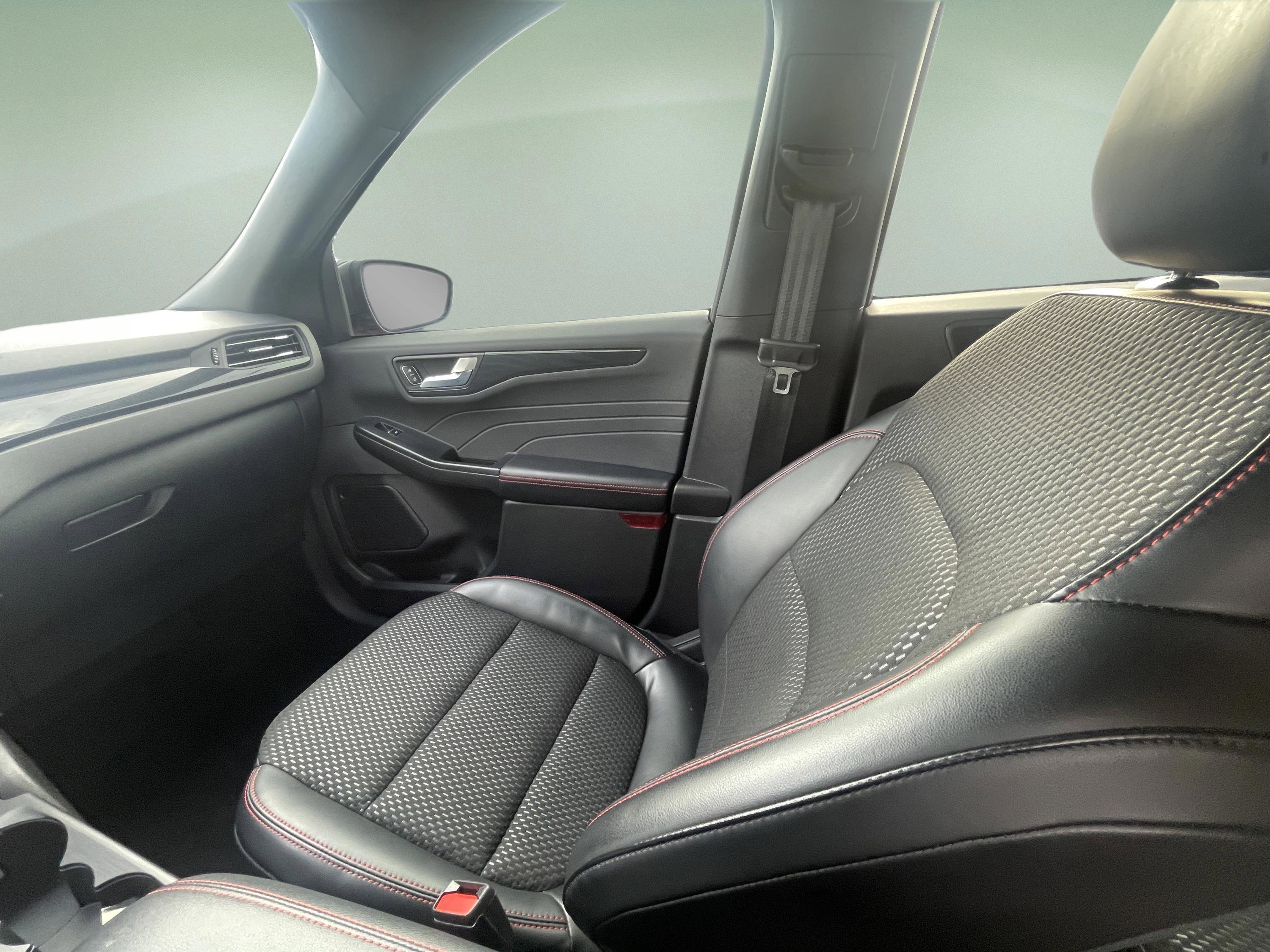 Used 2024 Ford Escape ST-Line w/ Tech Pack #1 image 37