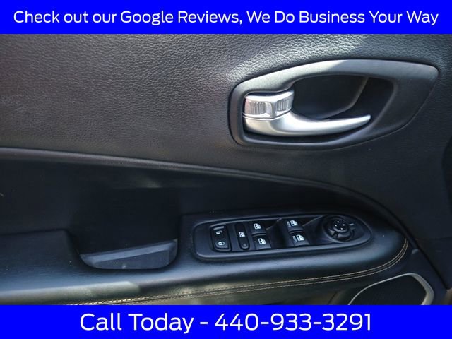Used 2018 Jeep Compass Limited w/ Navigation Group AWD/4WD image 19