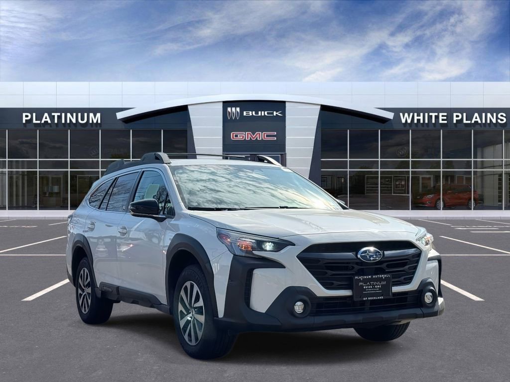 Used 2024 Subaru Outback Premium image 1