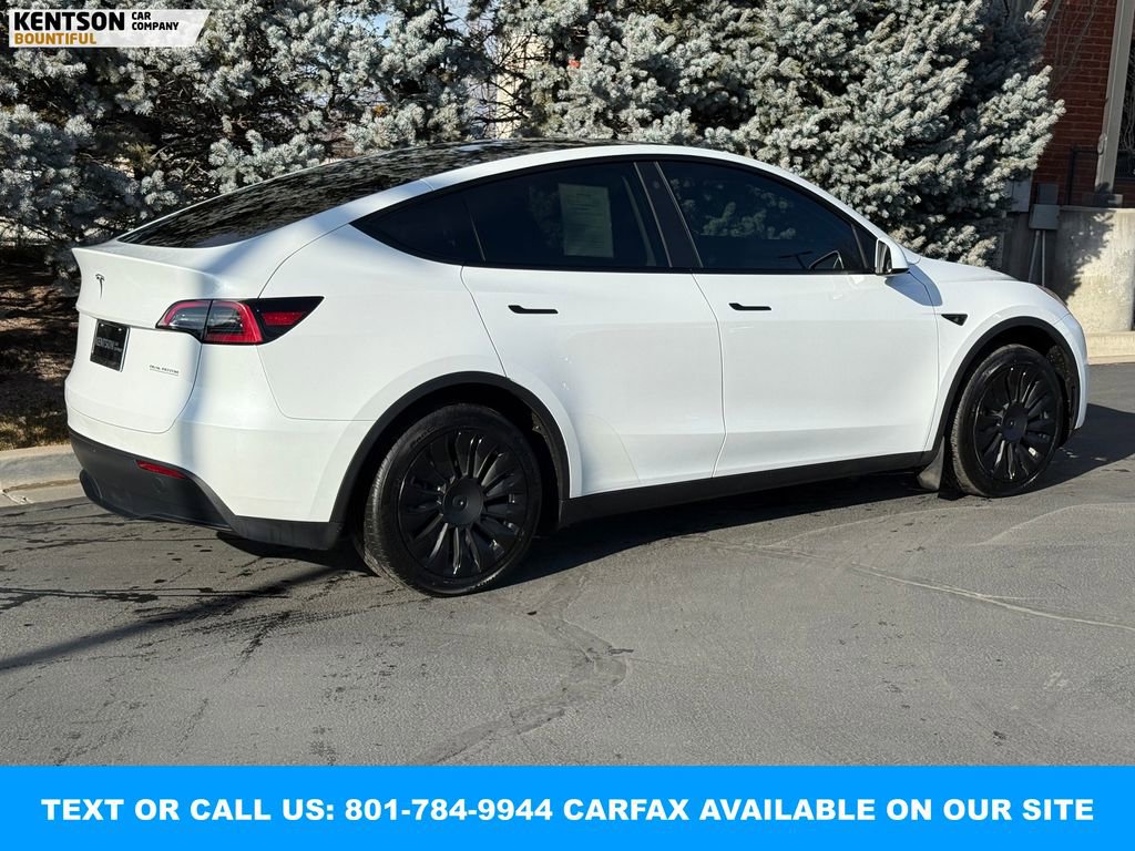 Used 2023 Tesla Model Y Long Range image 10