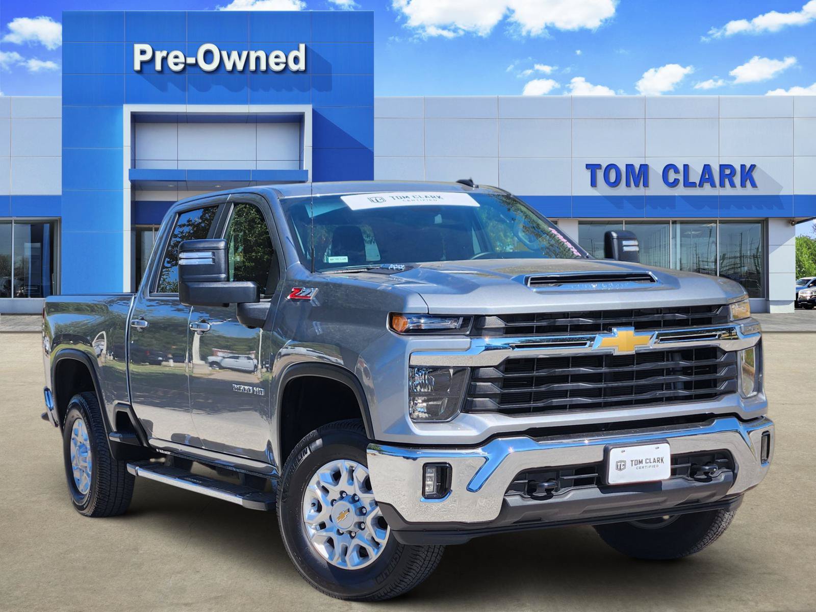 Used 2024 Chevrolet Silverado 2500 LT AWD/4WD image 1