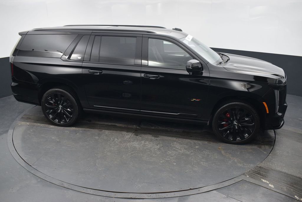 Certified 2026 Cadillac Escalade ESV V w/ LPO, ONYX Package image 48