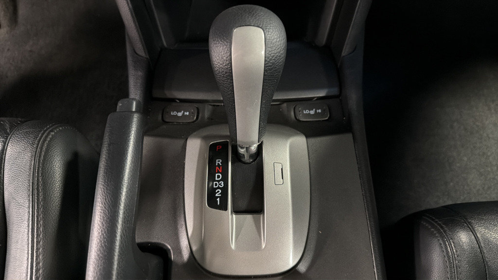 Used 2010 Honda Accord EX-L image 39