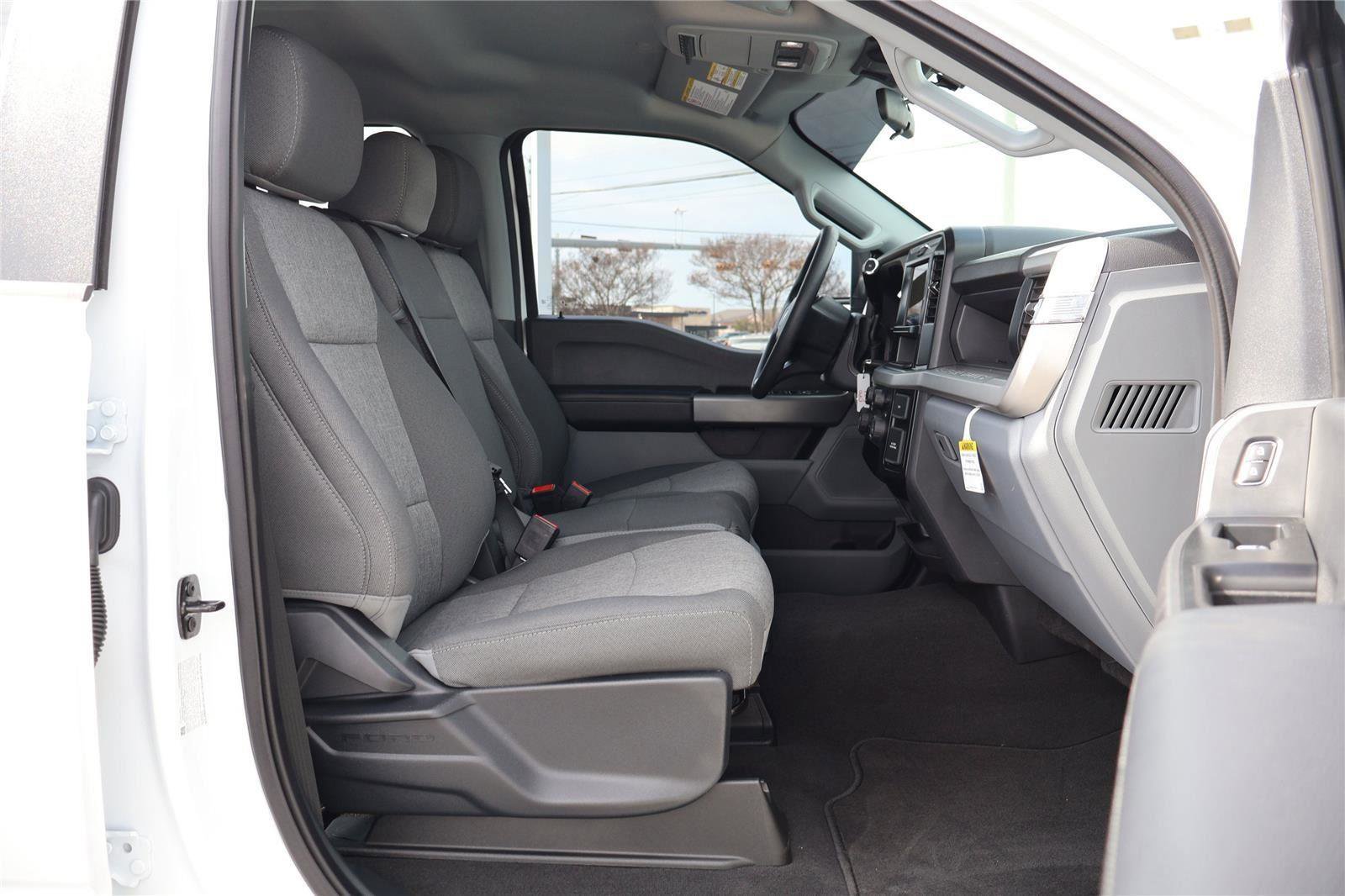 Certified 2025 Ford F250 XL w/ STX Appearance Package image 37