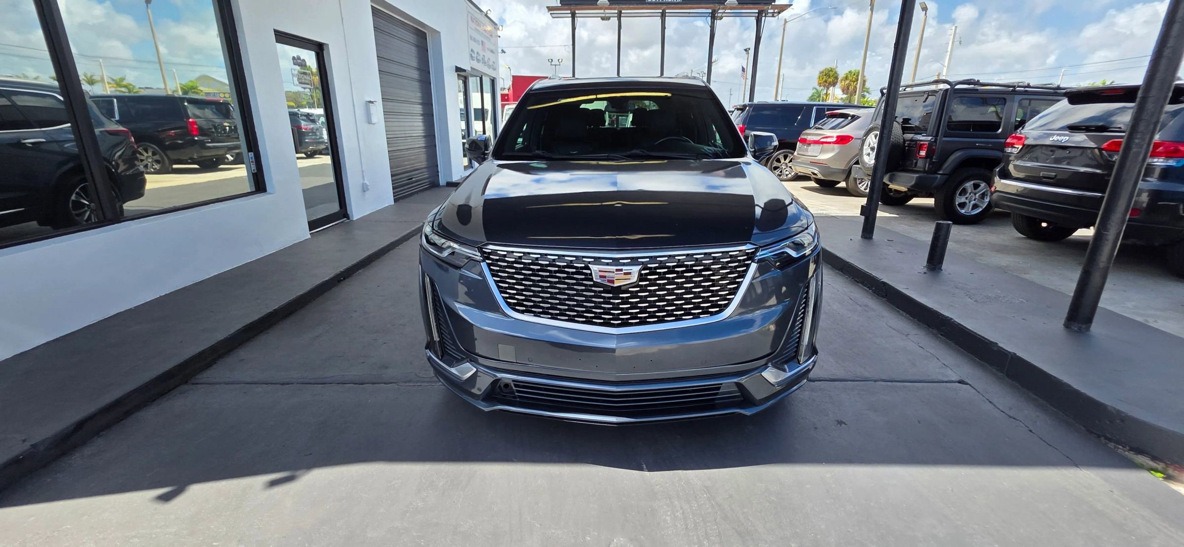 Used 2020 Cadillac XT6 Premium Luxury image 4