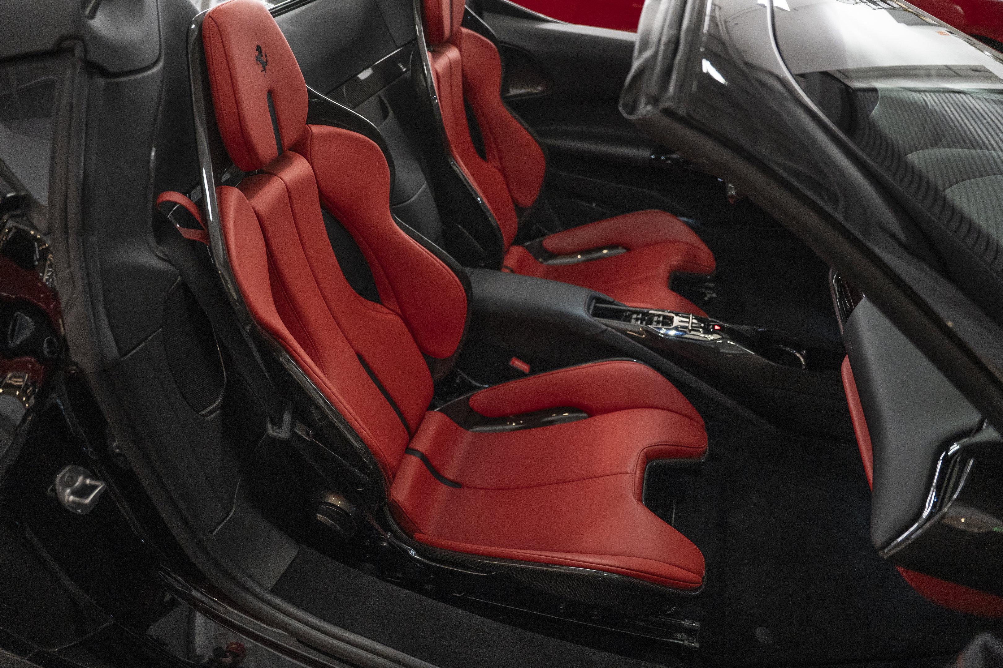 Certified 2023 Ferrari SF90 Spider image 38